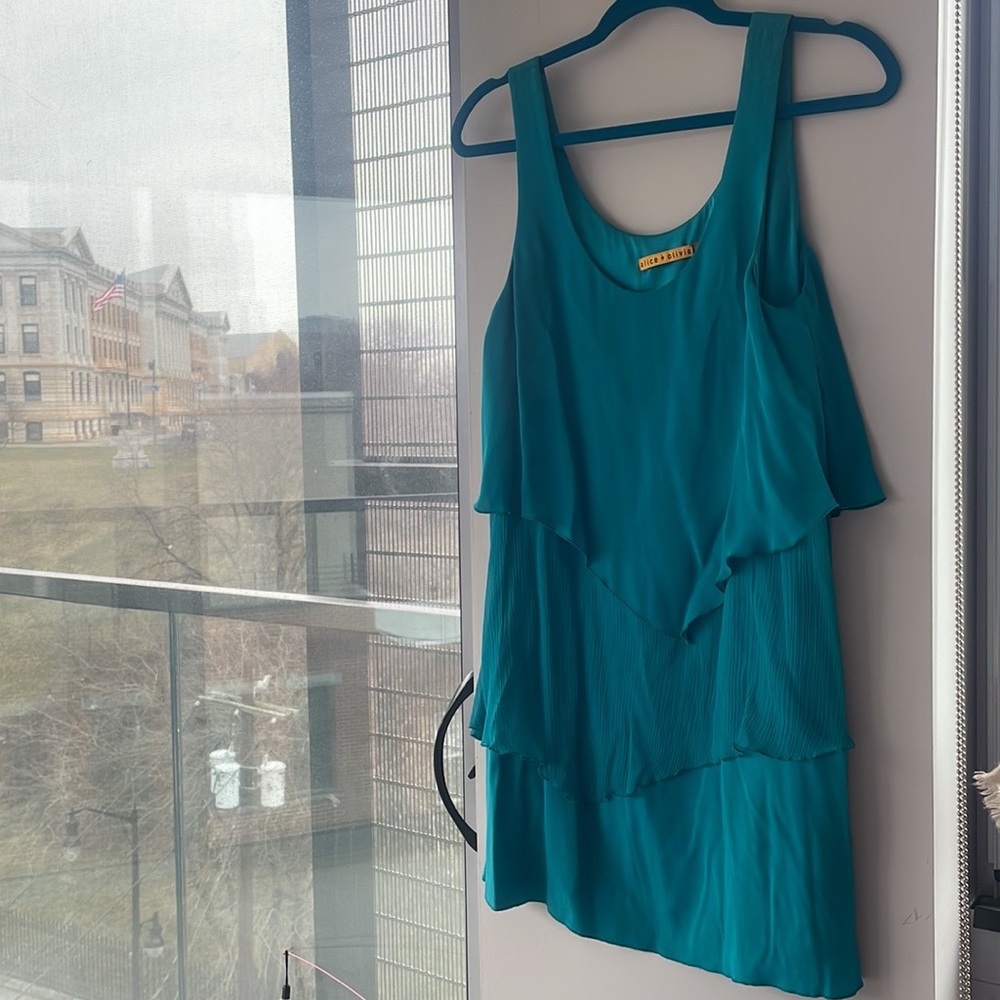 Alice and Olivia short dress